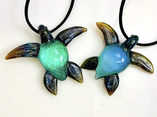Sea Turtle Pendant - Lake Superior Art Glass