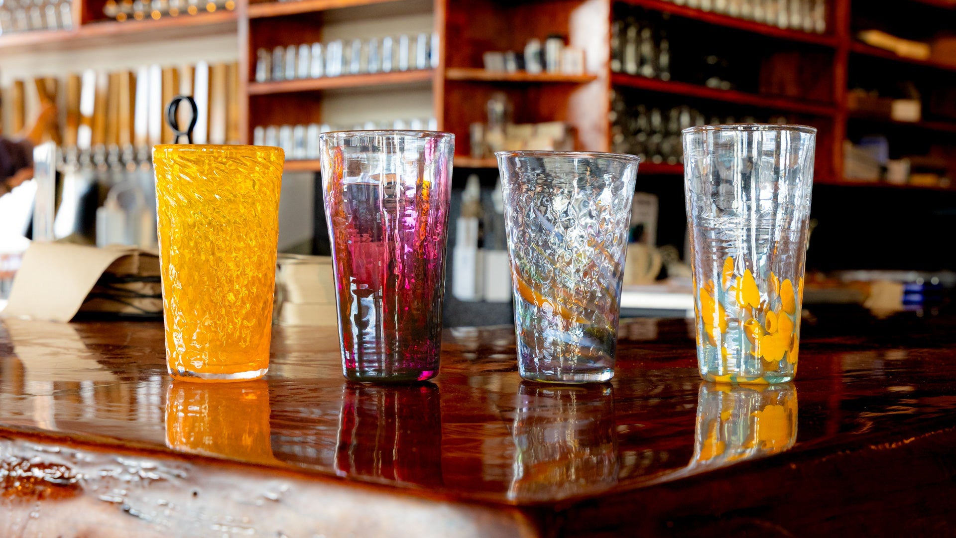 Design a custom pint glass with us this March! – Lake Superior Art Glass